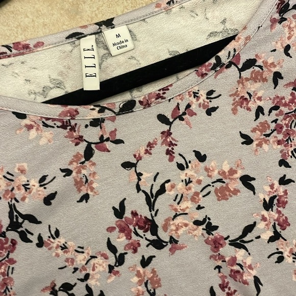 Elle lightweight Cold Shoulder Floral Blouse - Picture 2 of 4